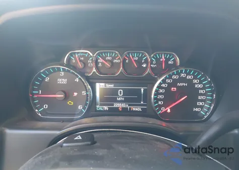 2018 Chevrolet Silverado 1500 1Lt z USA, uszkodzony, nr VIN 1GCRCREH8JZ162392